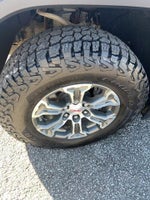 2019 Sierra 1500 Thumbnail 18