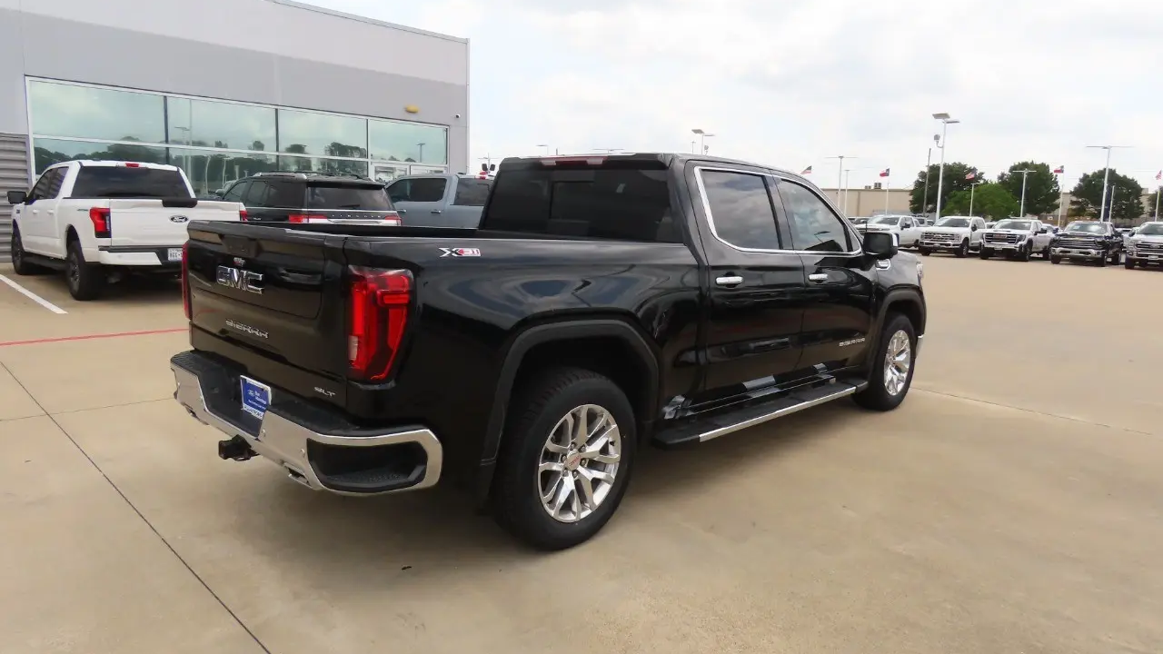 2021 GMC Sierra 1500 SLT