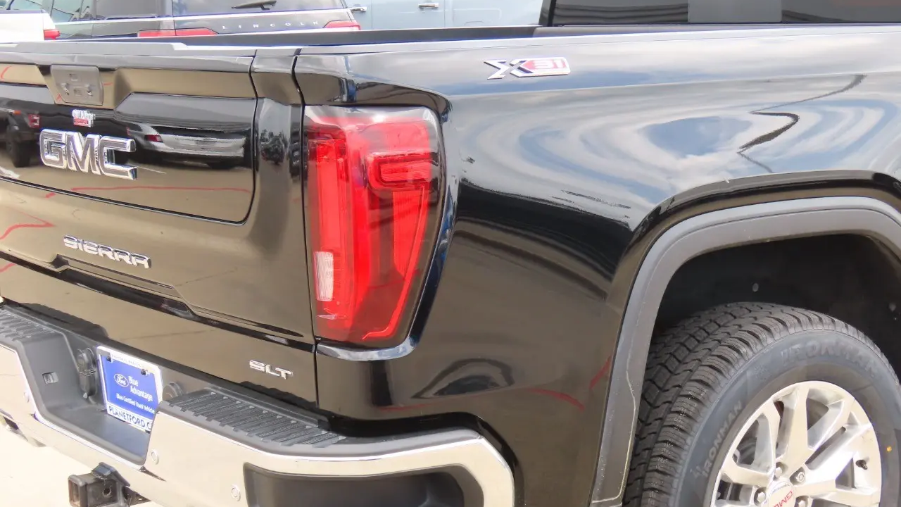 2021 GMC Sierra 1500 SLT