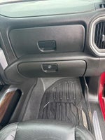 2019 Sierra 1500 Thumbnail 30