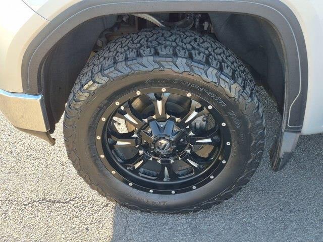 2019 GMC Sierra - $24,233