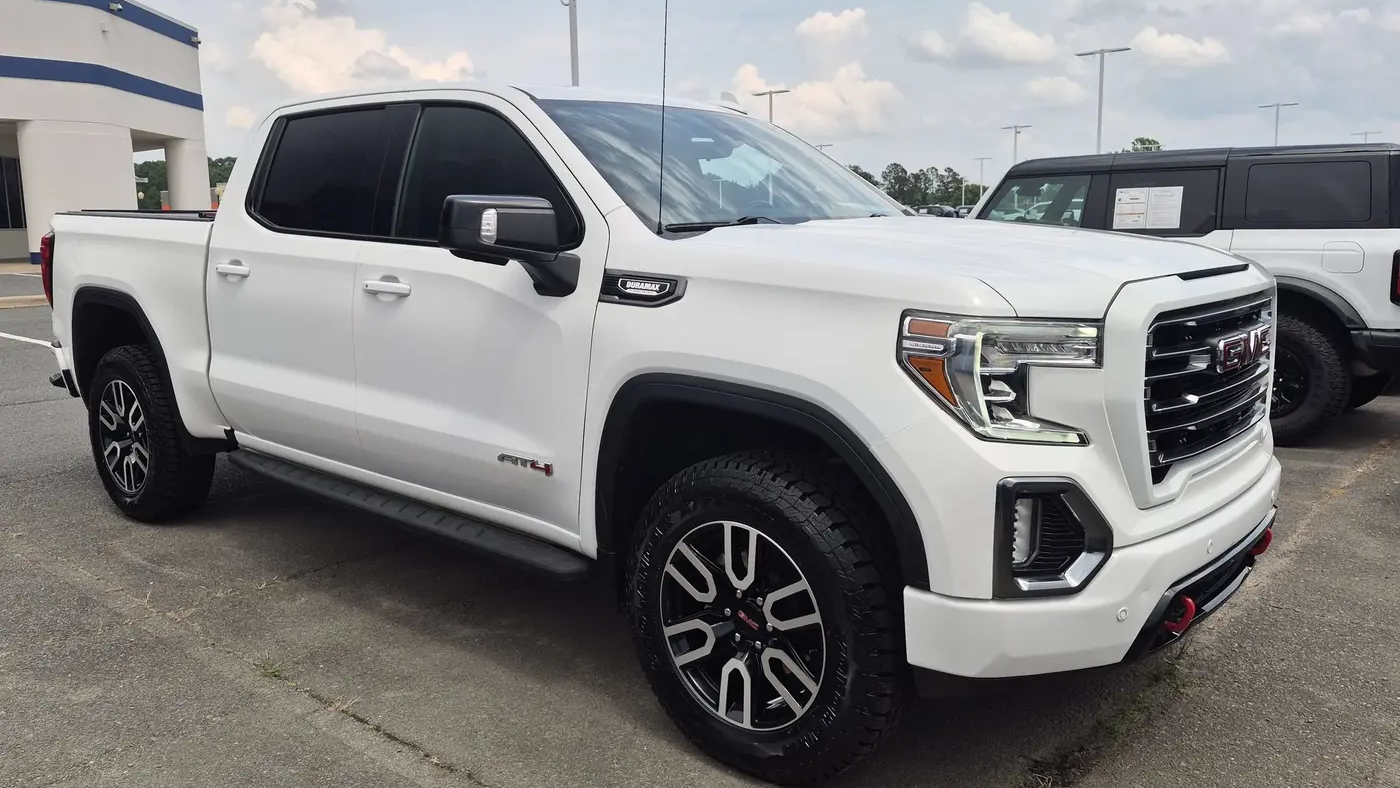 2021 GMC Sierra 1500 AT4