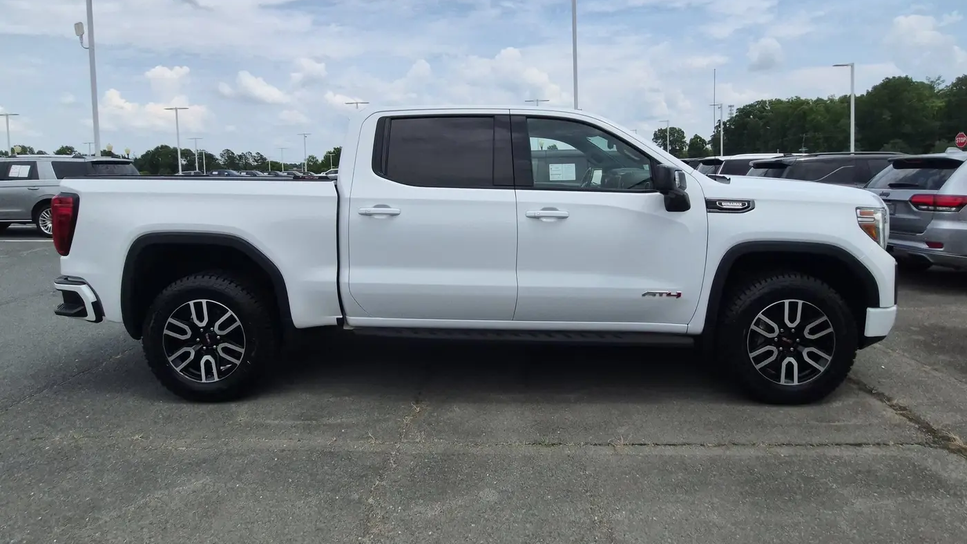 2021 GMC Sierra 1500 AT4