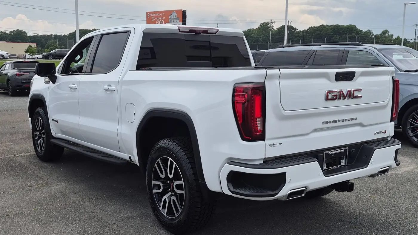 2021 GMC Sierra 1500 AT4