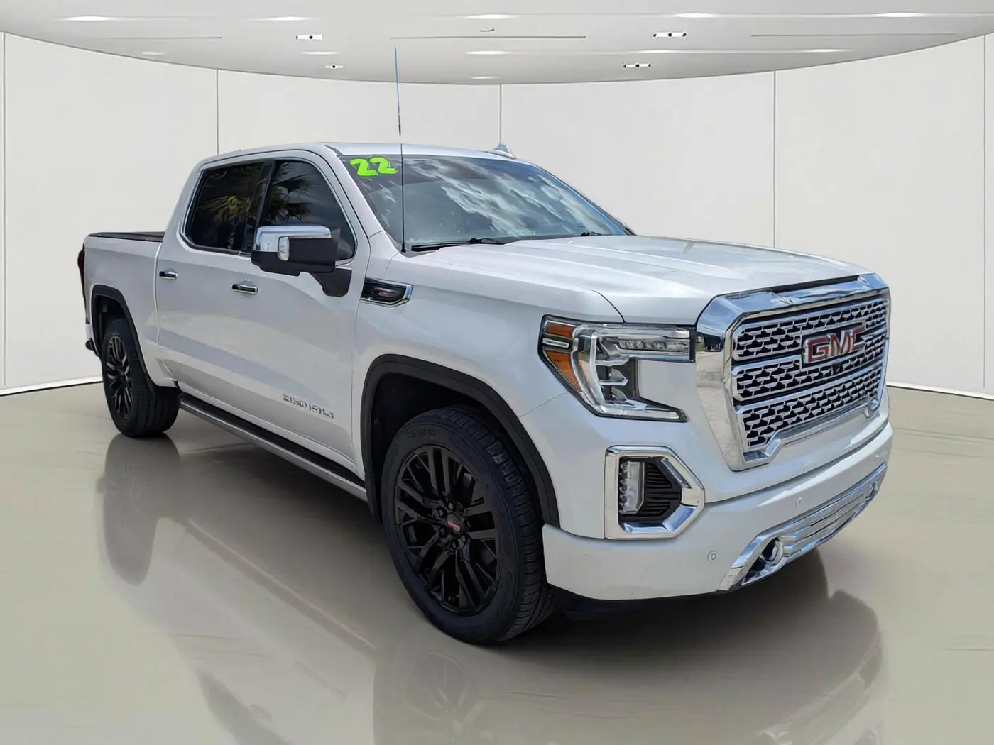 2022 GMC Sierra Limited - $39,021