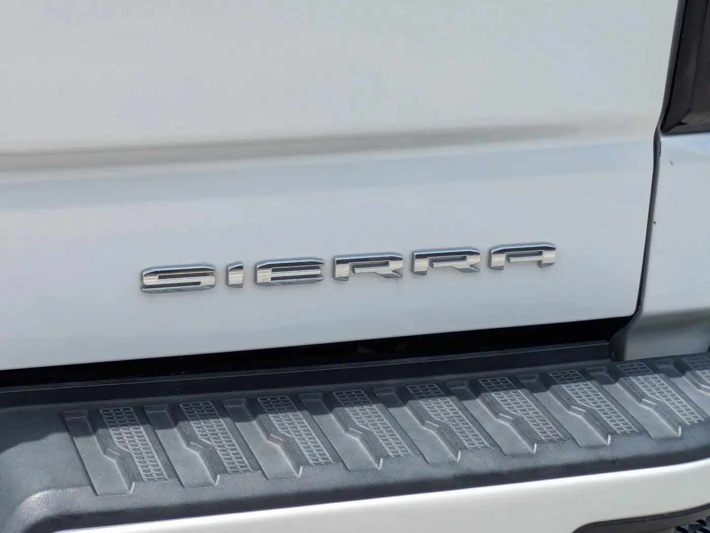 2022 GMC Sierra Limited - $39,021
