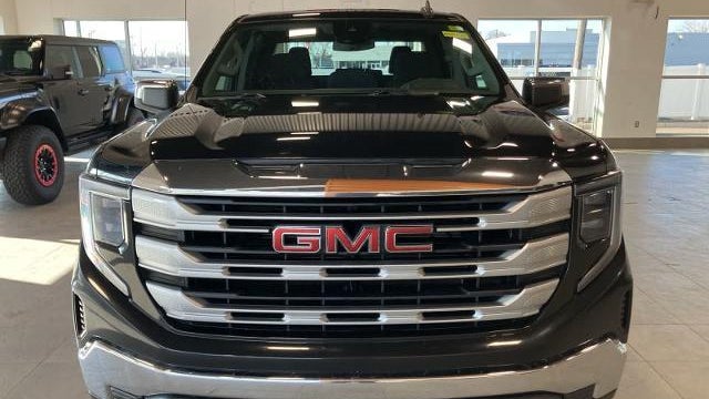 2023 GMC Sierra 1500 SLE