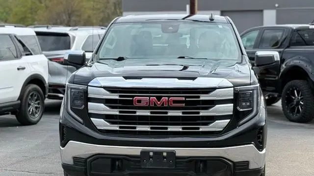 2023 GMC Sierra 1500 SLE