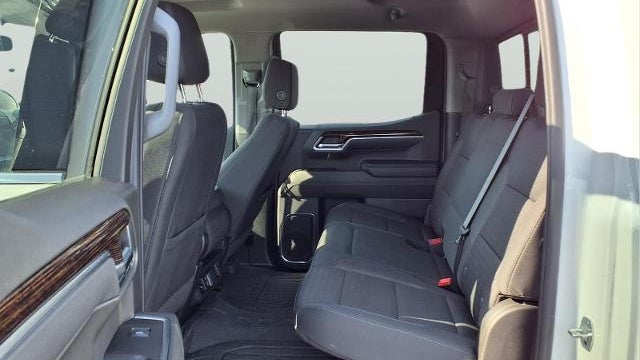 2025 GMC Sierra 1500 SLE