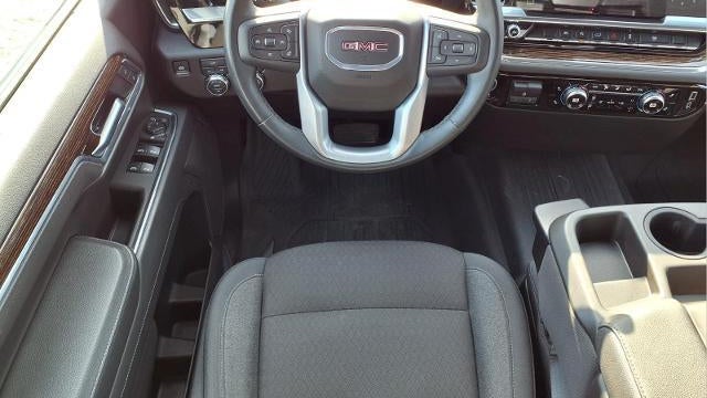 2025 GMC Sierra 1500 SLE