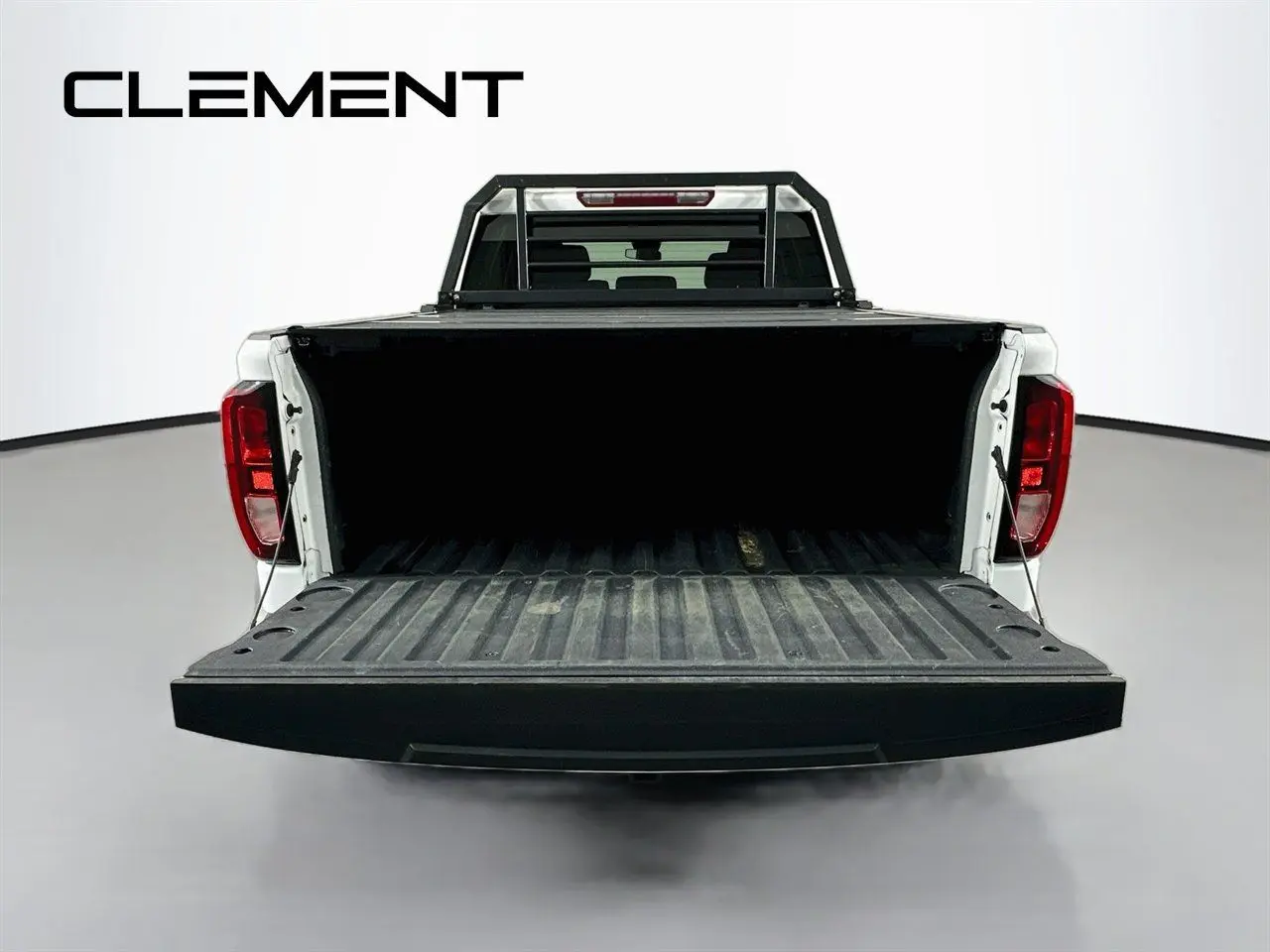 2023 GMC Sierra - $34,792