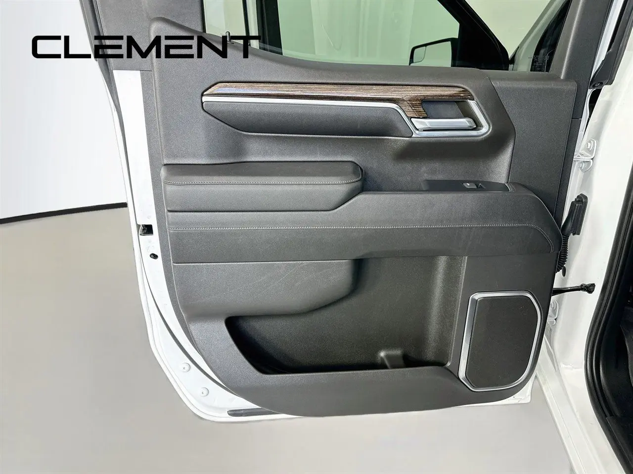 2023 GMC Sierra - $34,792
