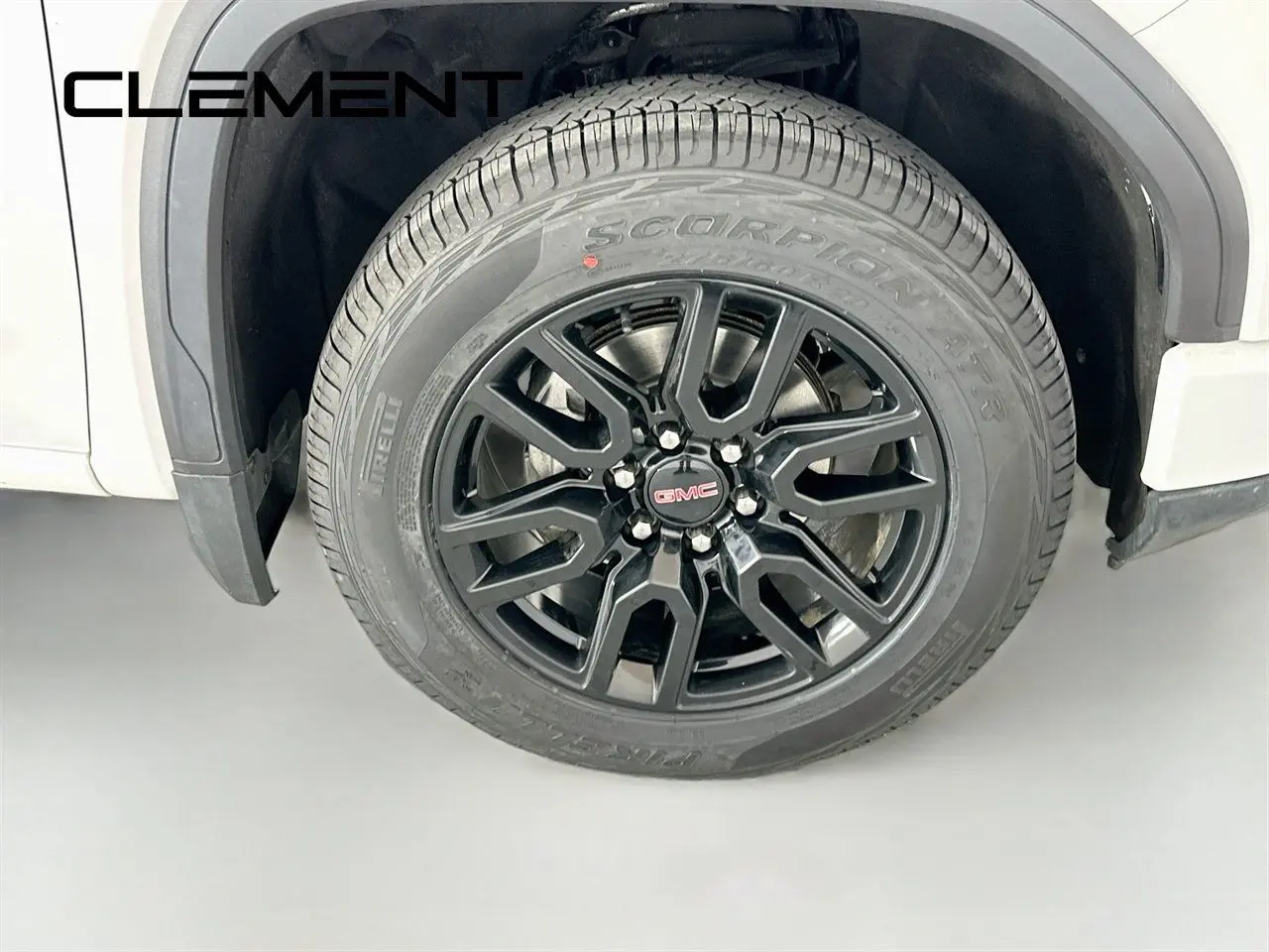 2023 GMC Sierra - $34,792