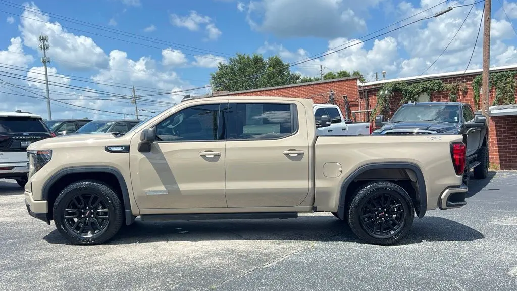 2023 GMC Sierra 1500 Elevation