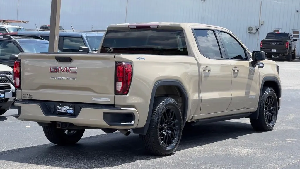 2023 GMC Sierra 1500 Elevation