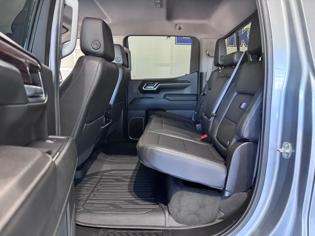 2024 GMC Sierra - $44,987