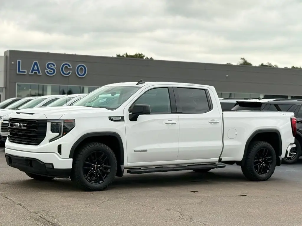 2023 GMC Sierra