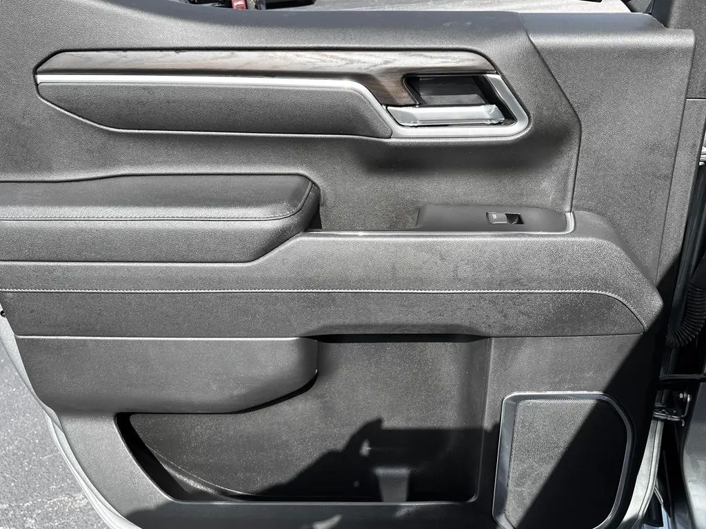 2025 GMC Sierra - $48,245