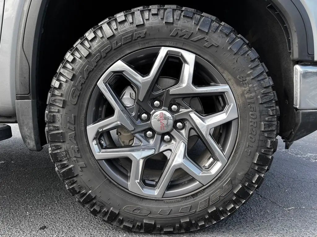 2025 GMC Sierra - $48,245