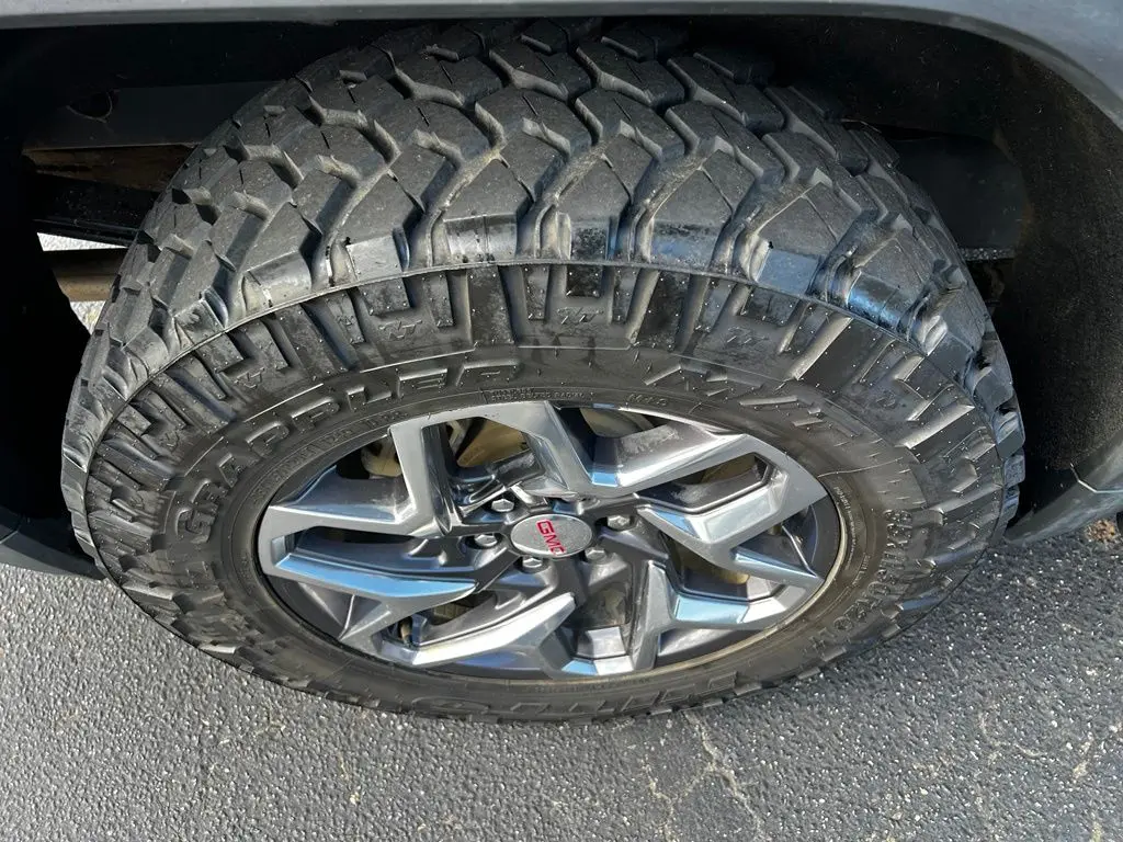 2025 GMC Sierra - $48,245