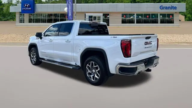 2023 GMC Sierra 1500 SLT