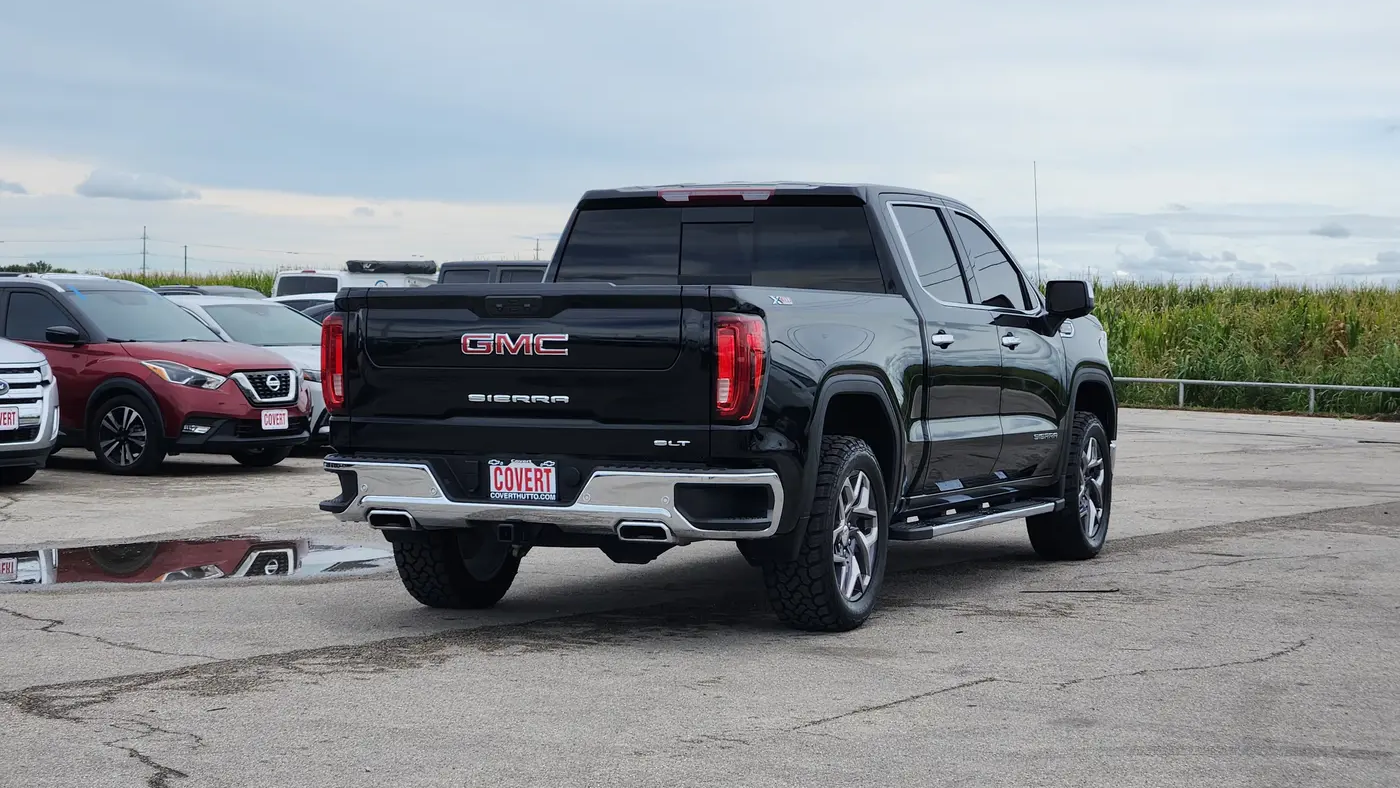 2025 GMC Sierra 1500 SLT