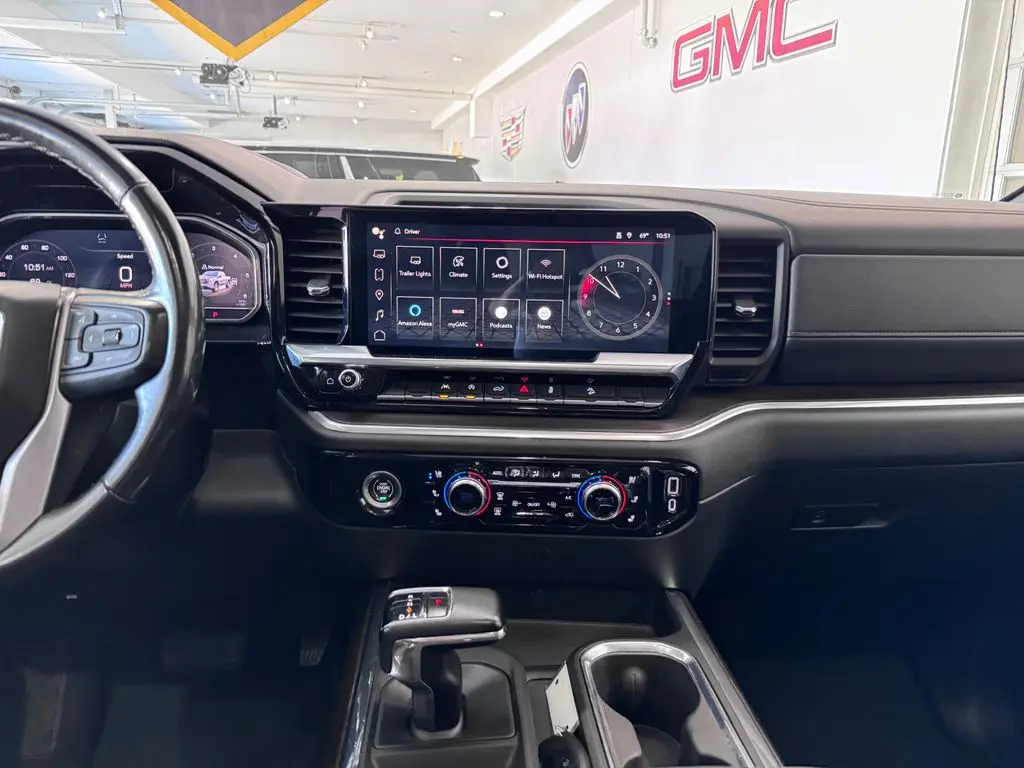 2023 GMC Sierra - $40,987