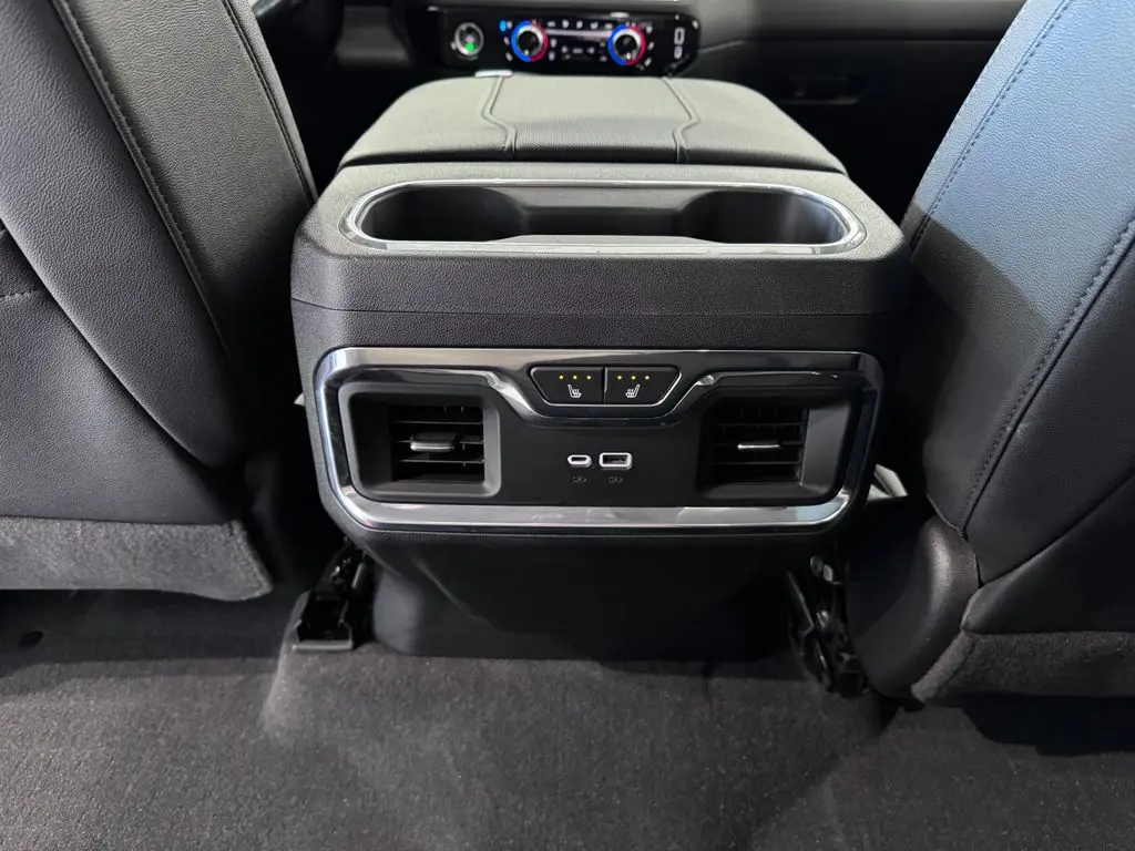 2023 GMC Sierra - $40,987