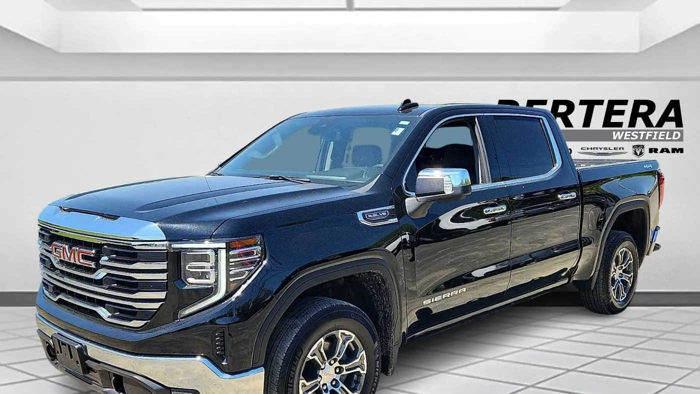 2025 GMC Sierra 1500 SLT
