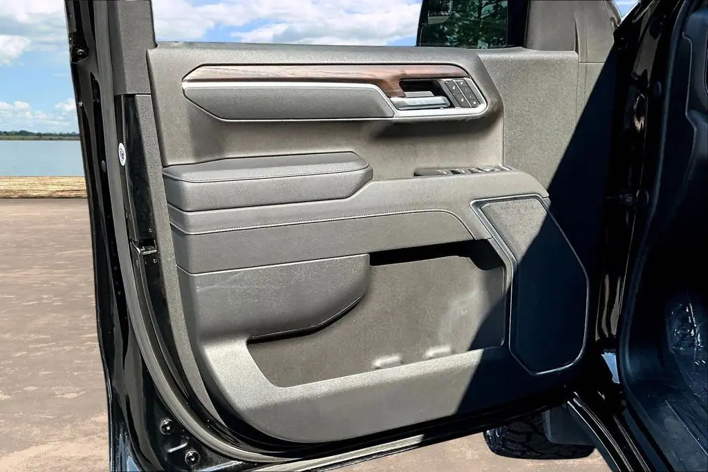 2026 GMC Sierra - $49,300