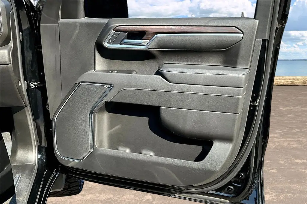 2026 GMC Sierra - $49,300