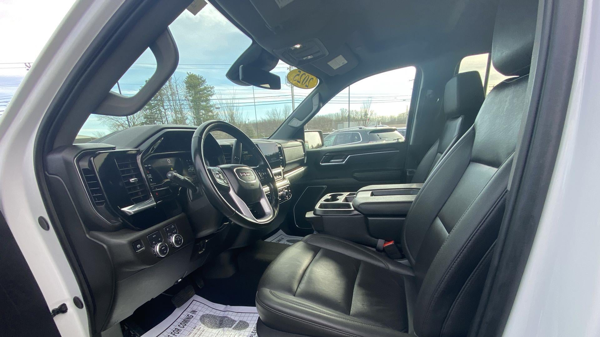 2025 GMC Sierra 1500 SLT