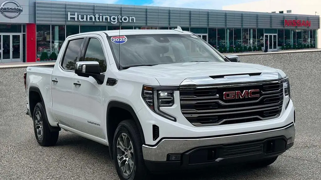 2025 GMC Sierra 1500 SLT