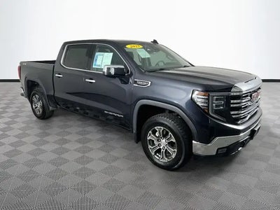 2025 GMC Sierra 1500 4X4 SLT 4DR Crew Cab 6.6 FT. SB