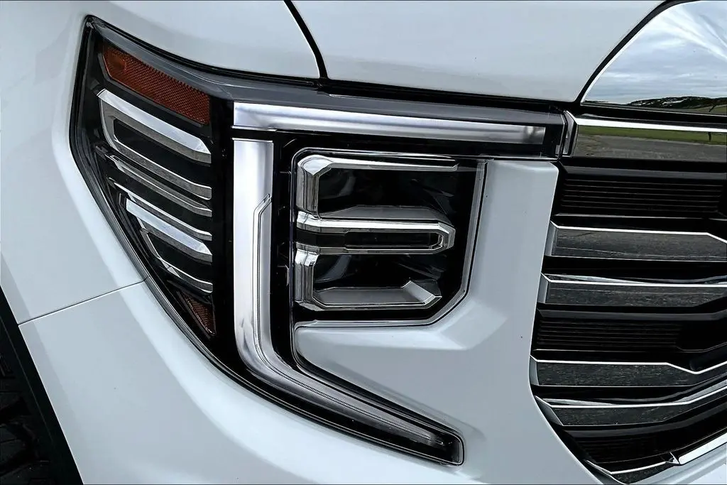 2026 GMC Sierra - $48,250
