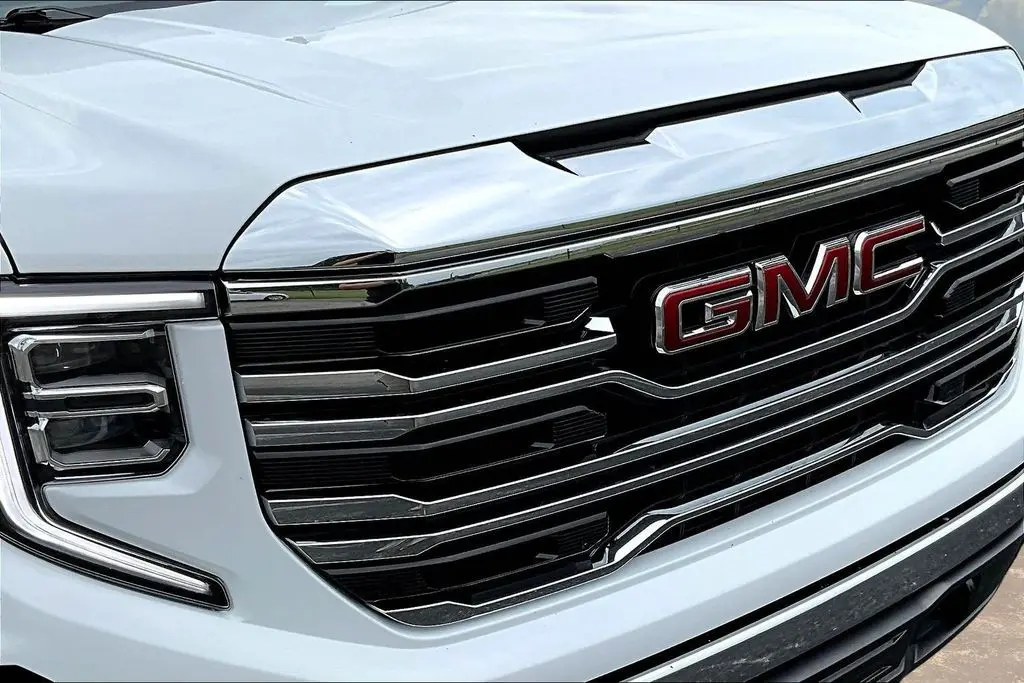 2026 GMC Sierra - $48,250
