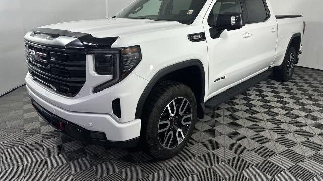 2023 GMC Sierra 1500 AT4