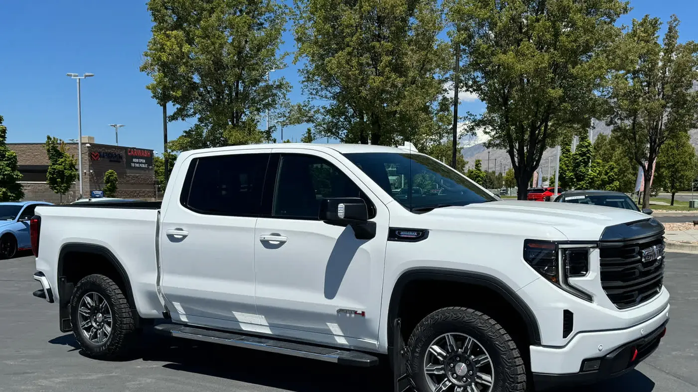 2024 GMC Sierra 1500 AT4