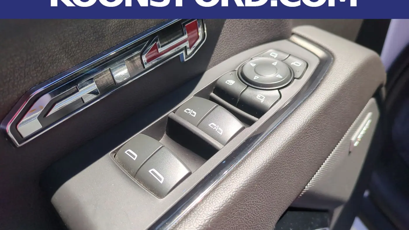 2023 GMC Sierra 1500 AT4