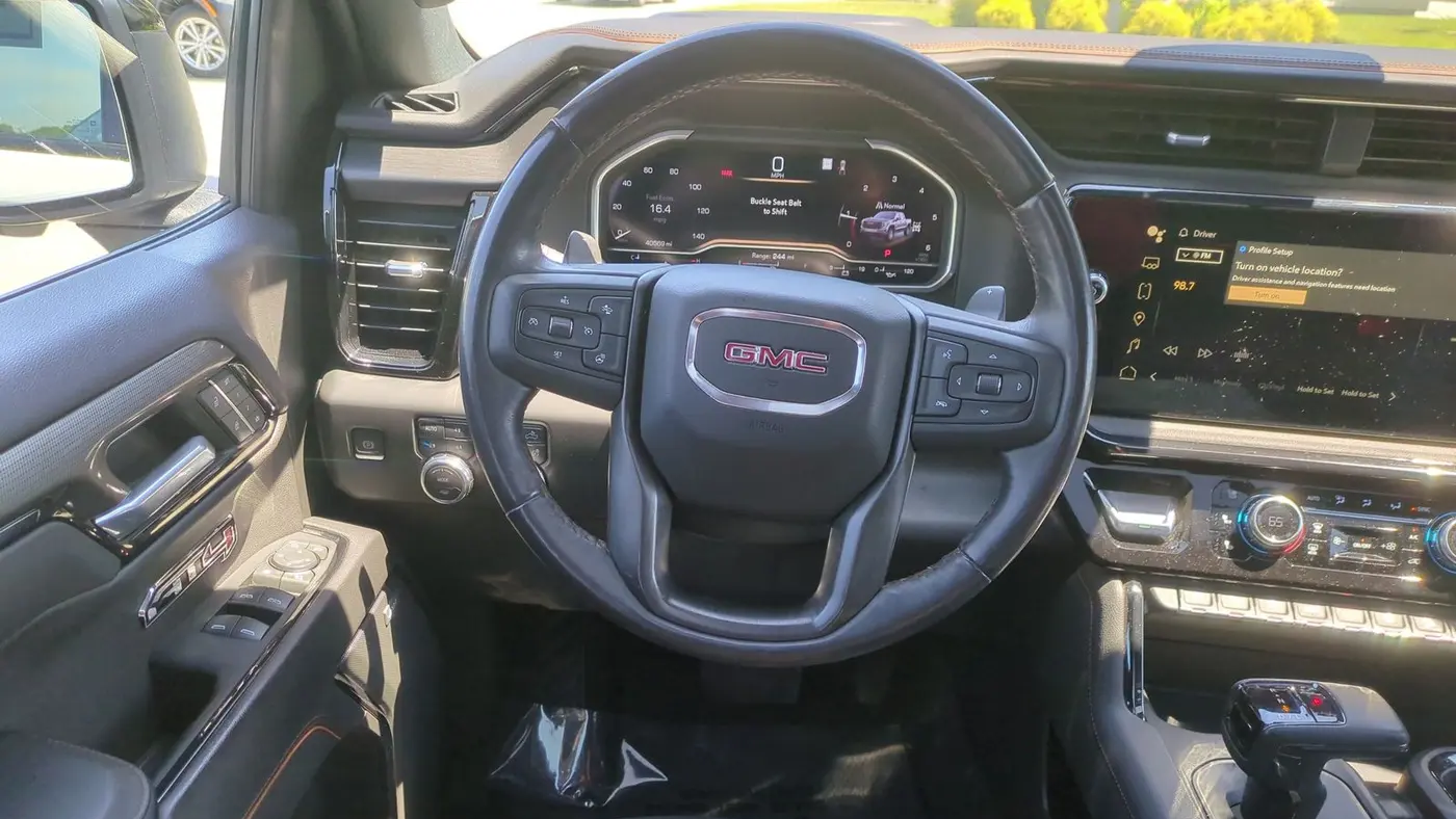2023 GMC Sierra 1500 AT4