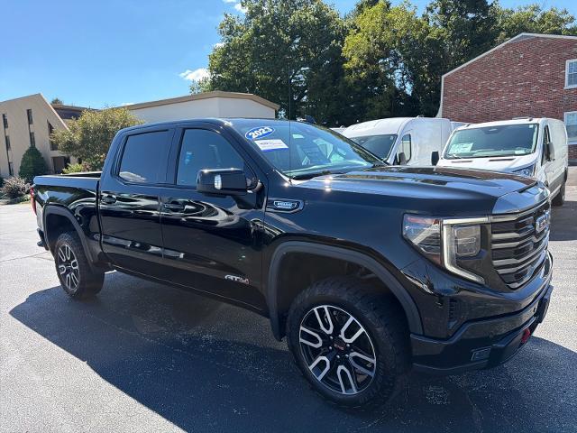 2023 GMC Sierra - $42,995