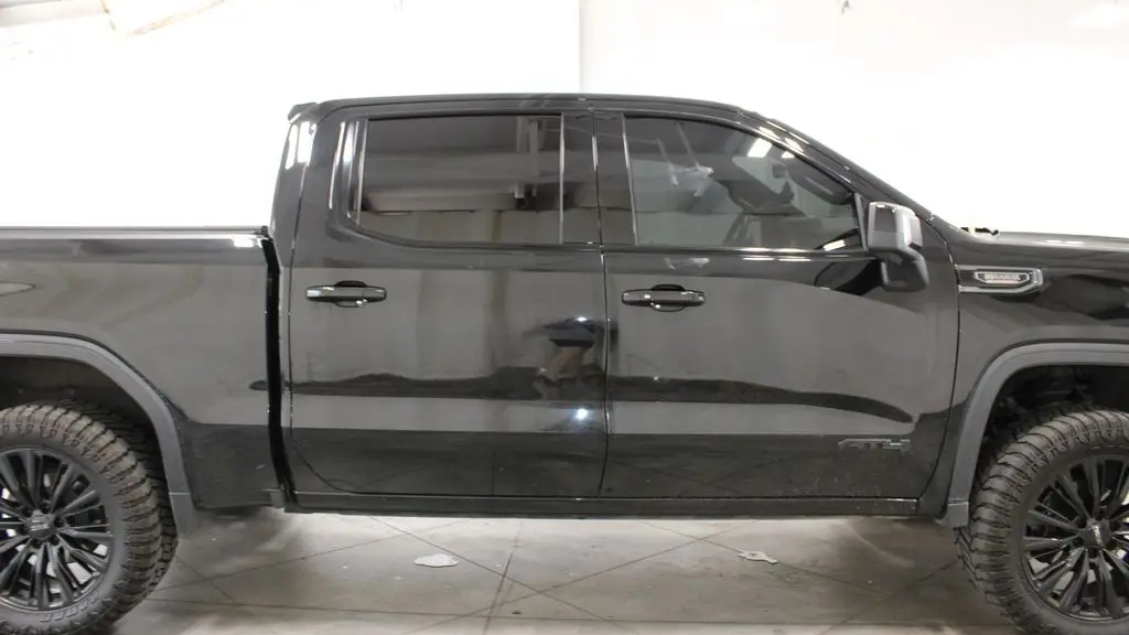 2024 GMC Sierra 1500 AT4