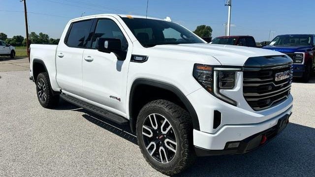 2023 GMC Sierra 1500 AT4