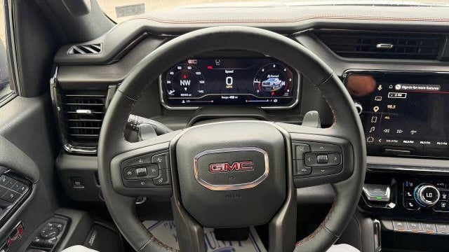 2025 GMC Sierra 1500 AT4
