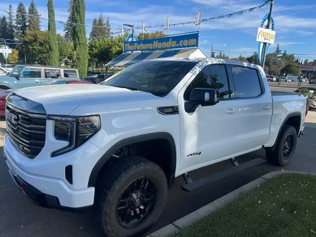 2023 GMC Sierra