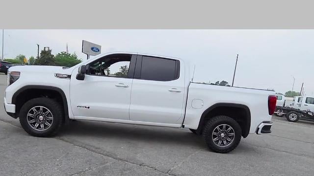 2025 GMC Sierra 1500 AT4