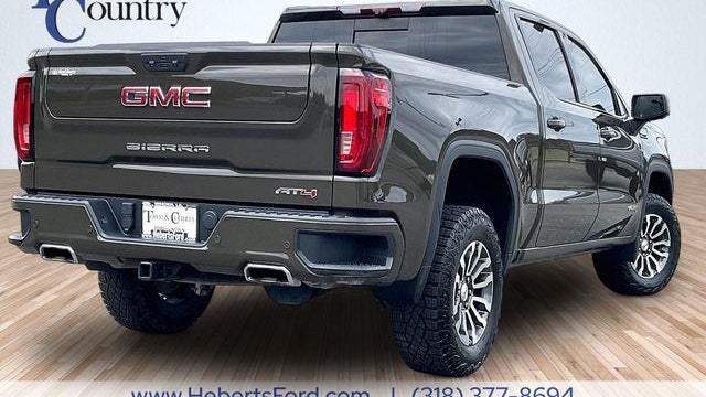 2023 GMC Sierra 1500 AT4