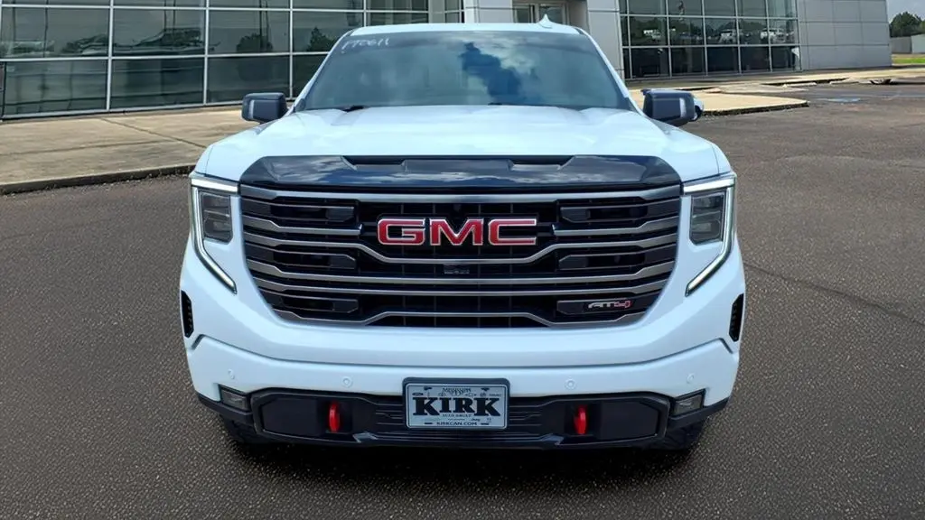 2025 GMC Sierra 1500 AT4
