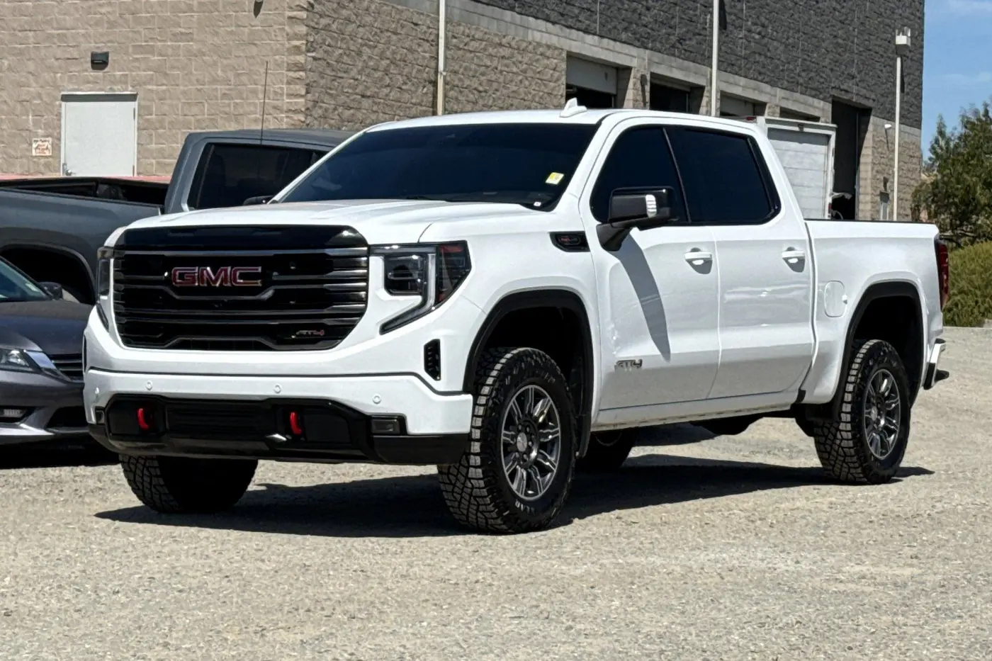 2025 GMC Sierra - $49,500