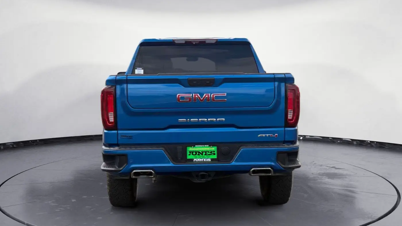 2023 GMC Sierra 1500 AT4